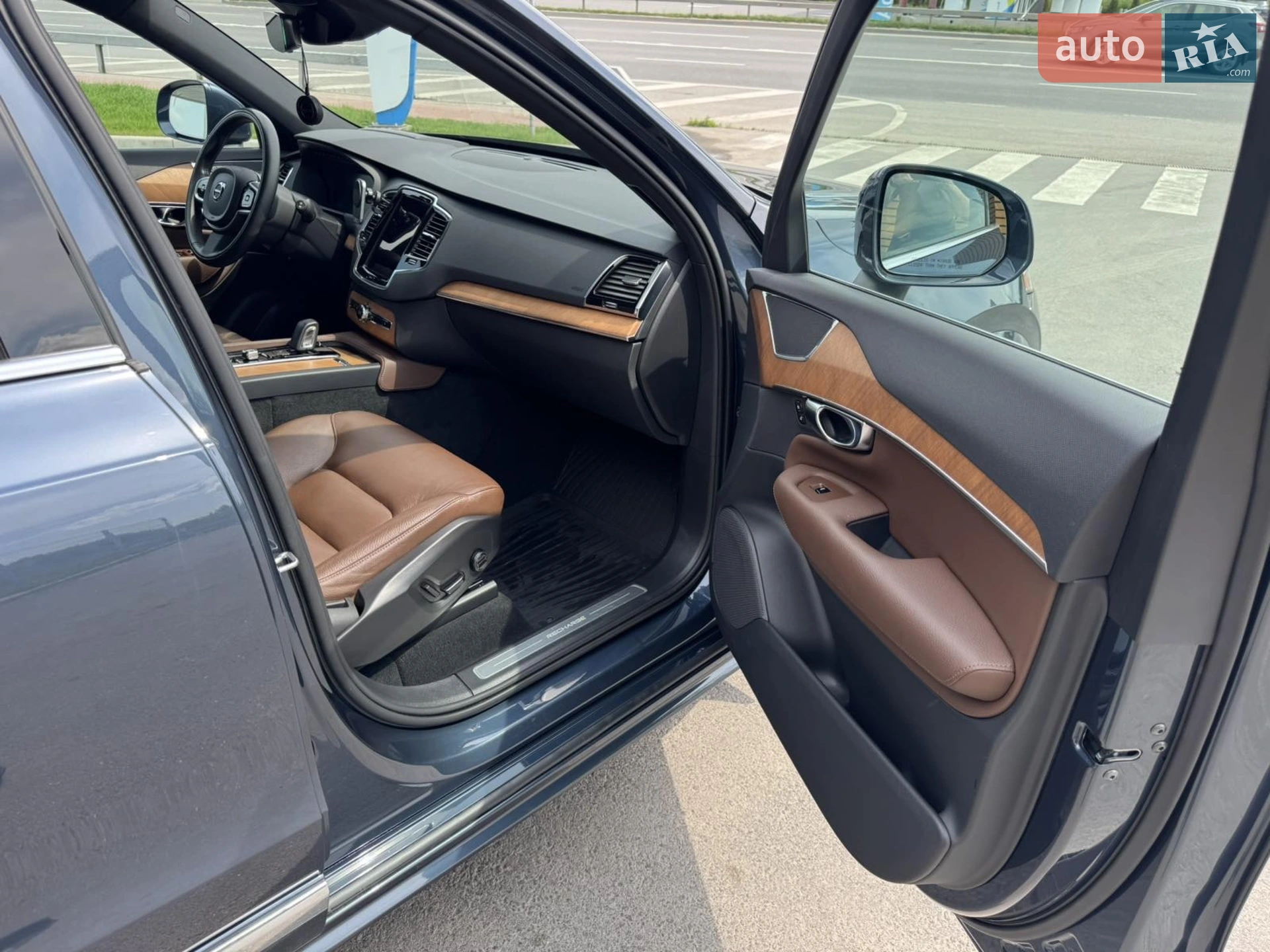 2021 Volvo XC90 - мініатюра 26