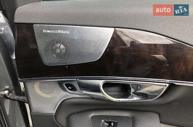 Внедорожник / Кроссовер Volvo XC90 2016 в 