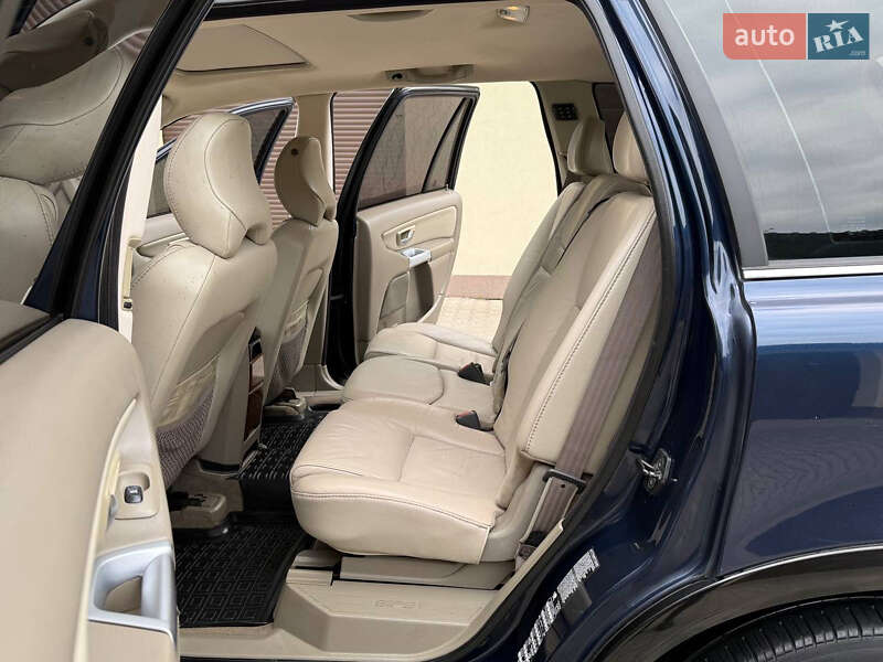 Позашляховик / Кросовер Volvo XC90 2004 в Олевську