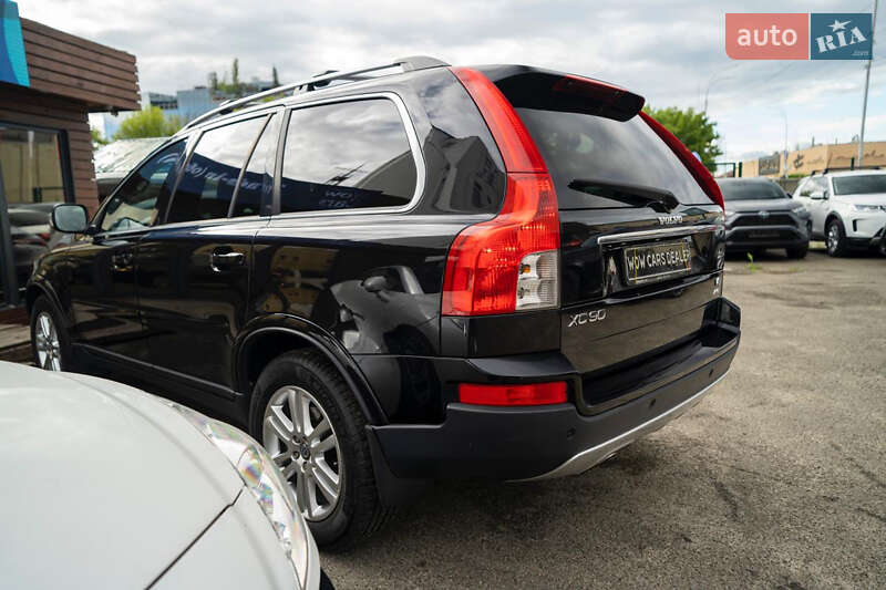 Внедорожник / Кроссовер Volvo XC90 2007 в Киеве