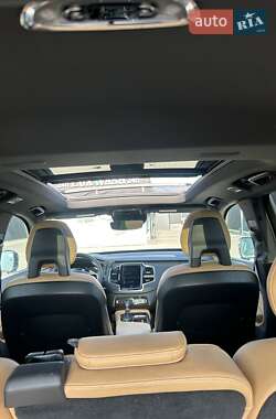 Внедорожник / Кроссовер Volvo XC90 2018 в 