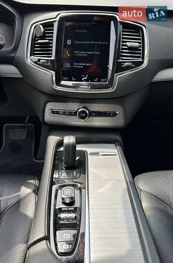 Внедорожник / Кроссовер Volvo XC90 2019 в 