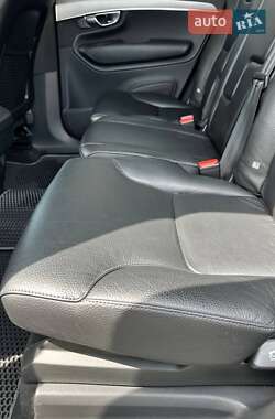 Внедорожник / Кроссовер Volvo XC90 2019 в 