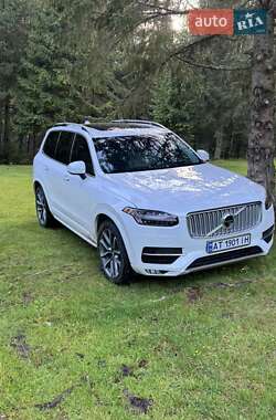 Позашляховик / Кросовер Volvo XC90 2019 в 