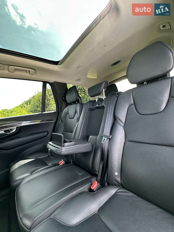 Внедорожник / Кроссовер Volvo XC90 2016 в Львове