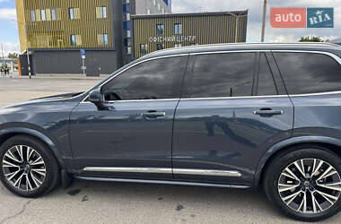 Внедорожник / Кроссовер Volvo XC90 2021 в 