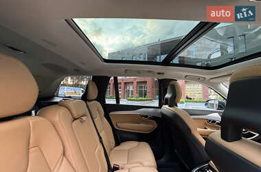 Внедорожник / Кроссовер Volvo XC90 2015 в 