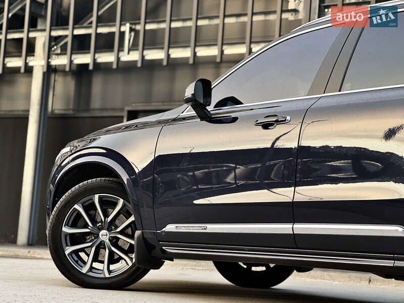 Внедорожник / Кроссовер Volvo XC90 2016 в Киеве