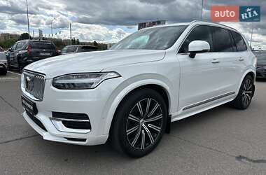 Позашляховик / Кросовер Volvo XC90 2023 в 