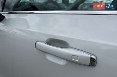 Позашляховик / Кросовер Volvo XC90 2023 в 