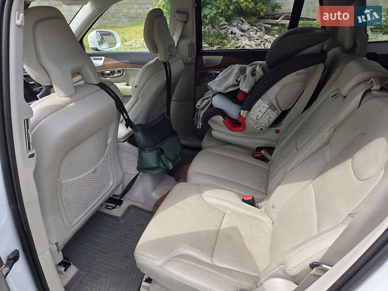 Внедорожник / Кроссовер Volvo XC90 2016 в Ирпене