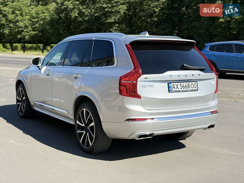 Внедорожник / Кроссовер Volvo XC90 2021 в Киеве