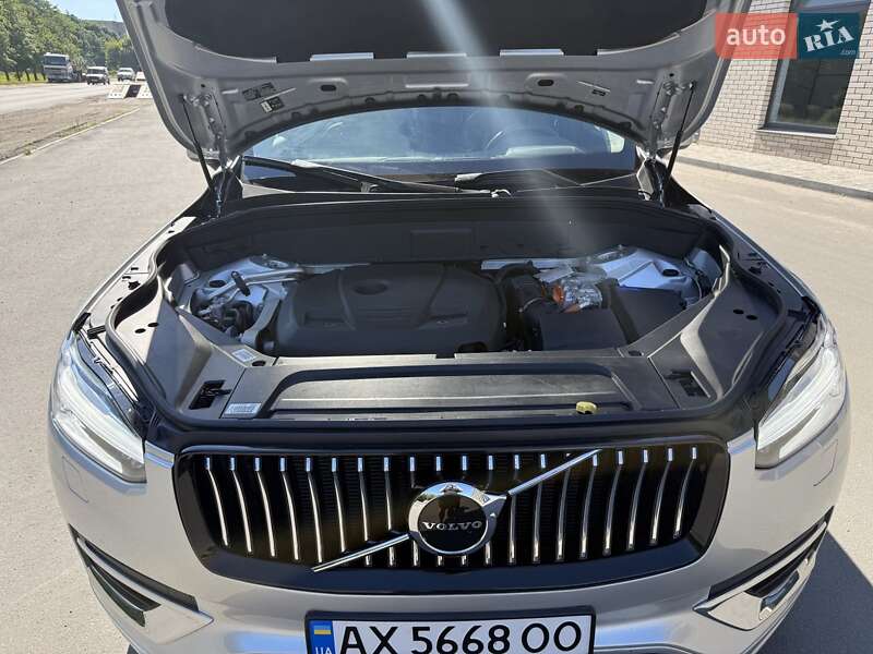 Внедорожник / Кроссовер Volvo XC90 2021 в Киеве