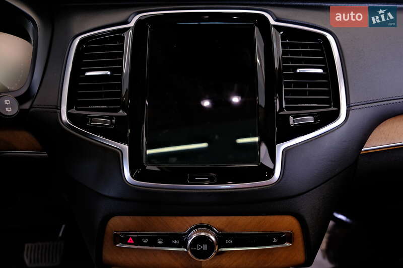 Внедорожник / Кроссовер Volvo XC90 2016 в Одессе