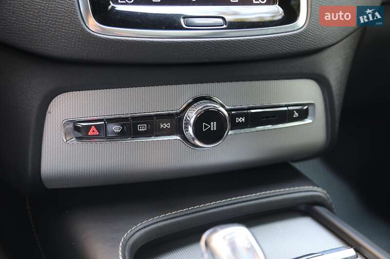 Внедорожник / Кроссовер Volvo XC90 2016 в Харькове фото 17 Внедорожник / Кроссовер Volvo XC90 2016 в Харькове
