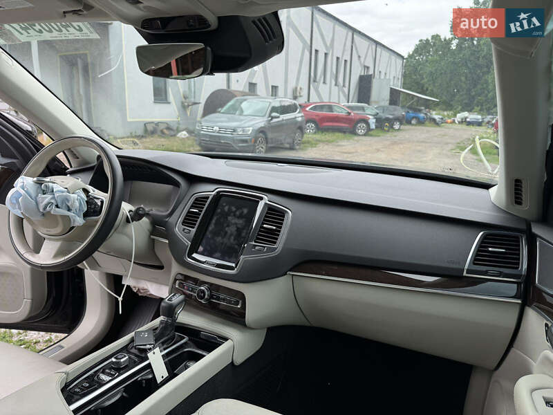 Позашляховик / Кросовер Volvo XC90 2019 в Рівному