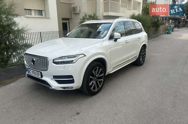 Внедорожник / Кроссовер Volvo XC90 2017 в 