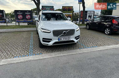 Внедорожник / Кроссовер Volvo XC90 2017 в 