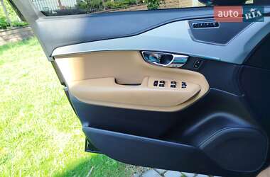 Внедорожник / Кроссовер Volvo XC90 2016 в 