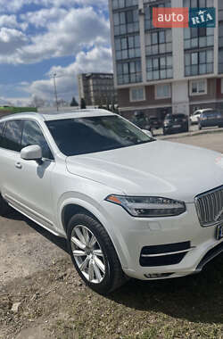 Внедорожник / Кроссовер Volvo XC90 2017 в 