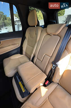 Внедорожник / Кроссовер Volvo XC90 2024 в 