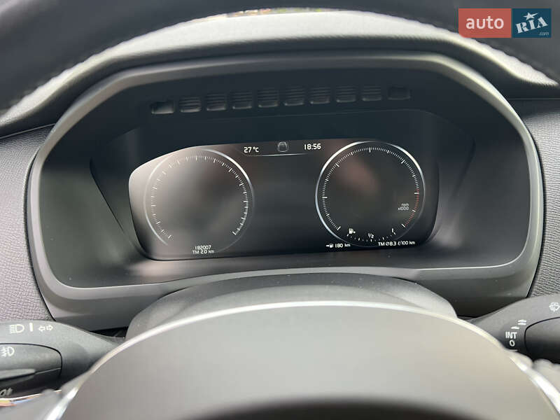 Внедорожник / Кроссовер Volvo XC90 2017 в Киеве