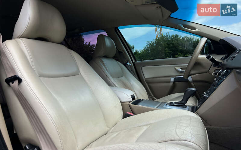 Внедорожник / Кроссовер Volvo XC90 2007 в Львове