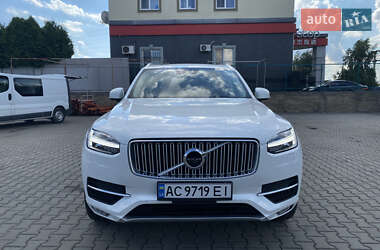 Внедорожник / Кроссовер Volvo XC90 2018 в 