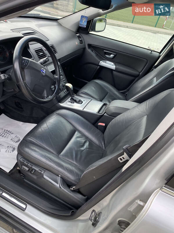 Внедорожник / Кроссовер Volvo XC90 2004 в Яворове