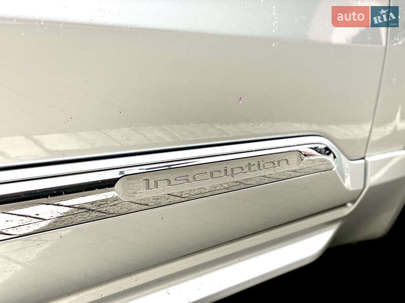 Внедорожник / Кроссовер Volvo XC90 2015 в Киеве