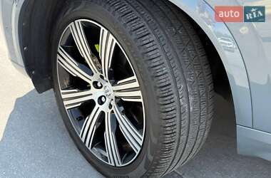Внедорожник / Кроссовер Volvo XC90 2020 в 