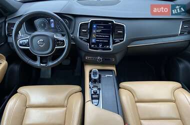 Внедорожник / Кроссовер Volvo XC90 2020 в 