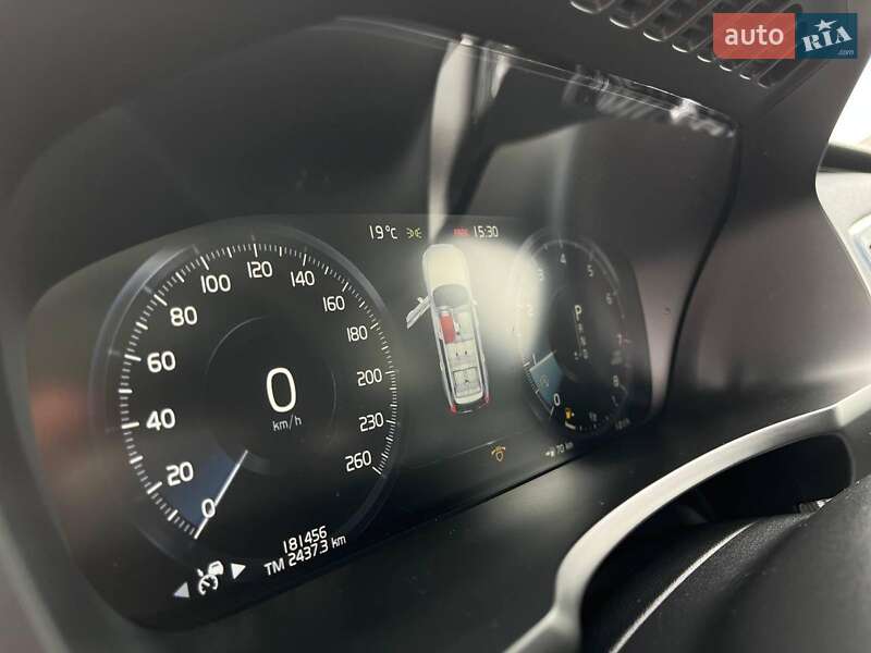 Внедорожник / Кроссовер Volvo XC90 2016 в Львове