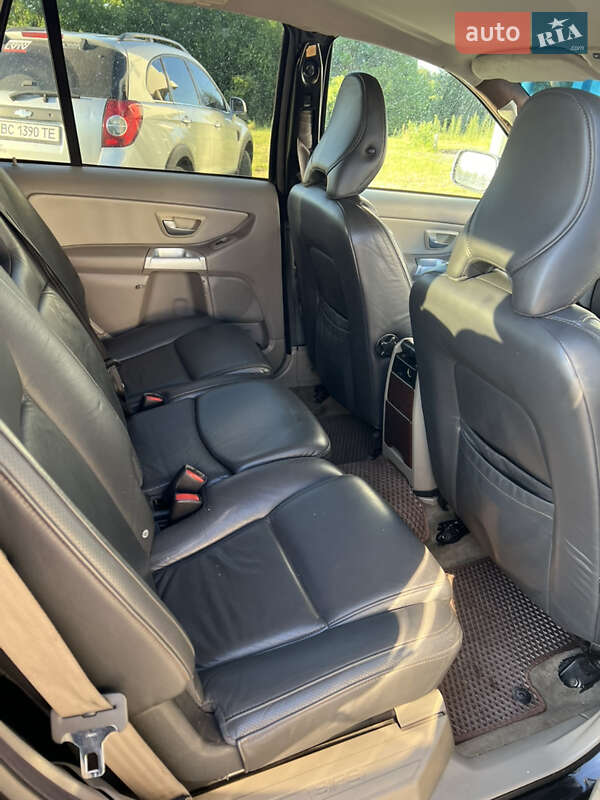 Внедорожник / Кроссовер Volvo XC90 2002 в Львове