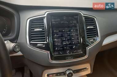 Внедорожник / Кроссовер Volvo XC90 2016 в 