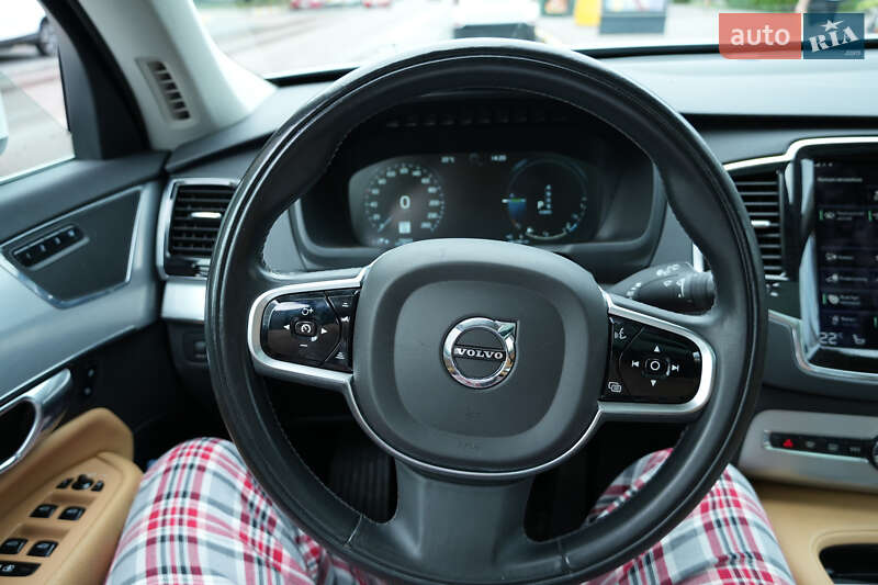 Позашляховик / Кросовер Volvo XC90 2016 в Ірпені