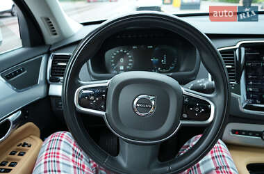 Внедорожник / Кроссовер Volvo XC90 2016 в 