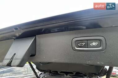Внедорожник / Кроссовер Volvo XC90 2015 в 