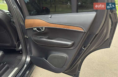 Внедорожник / Кроссовер Volvo XC90 2016 в 