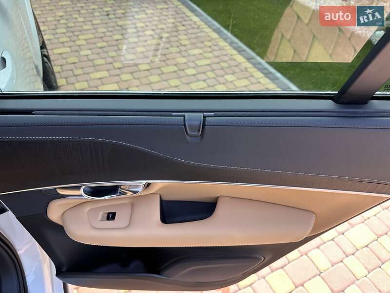 Позашляховик / Кросовер Volvo XC90 2024 в Вінниці