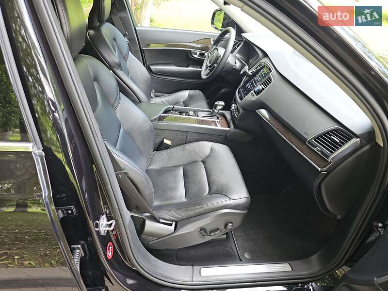 Позашляховик / Кросовер Volvo XC90 2018 в Львові