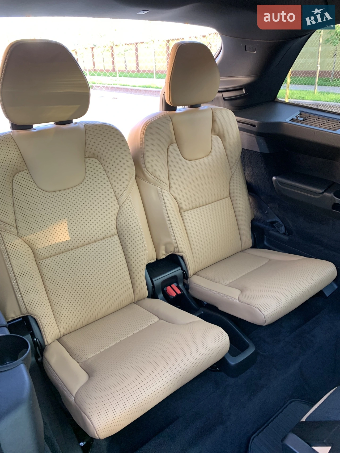 2016 Volvo XC90 - мініатюра 11