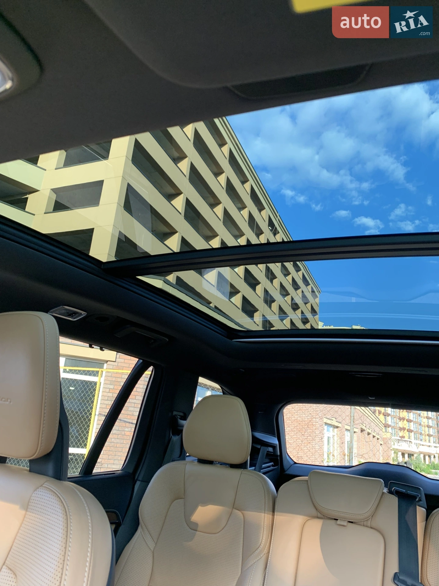 2016 Volvo XC90 - мініатюра 15
