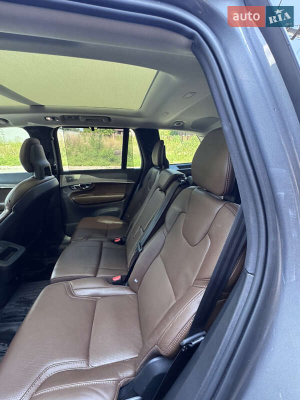 Внедорожник / Кроссовер Volvo XC90 2020 в Киеве