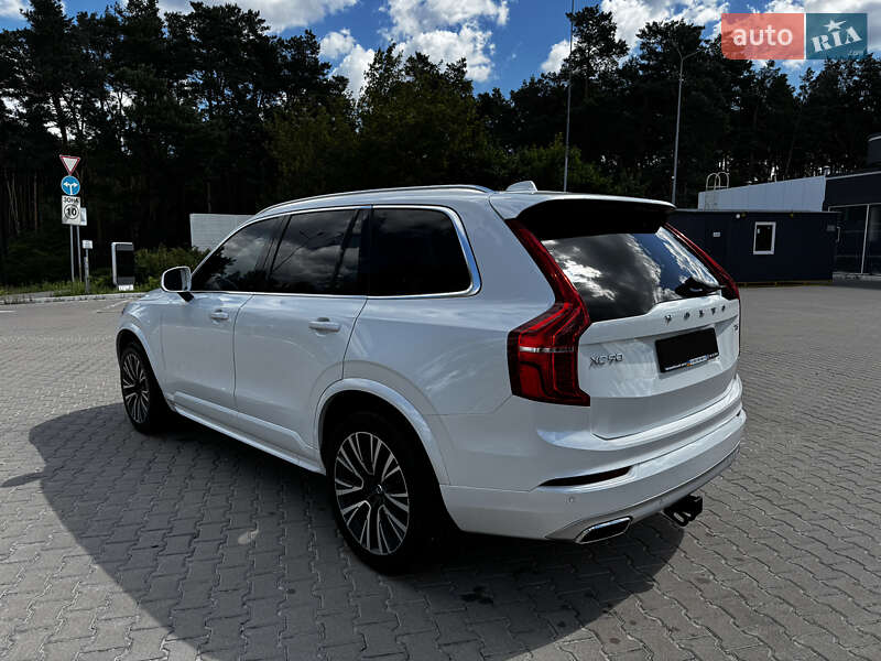 Внедорожник / Кроссовер Volvo XC90 2019 в Киеве