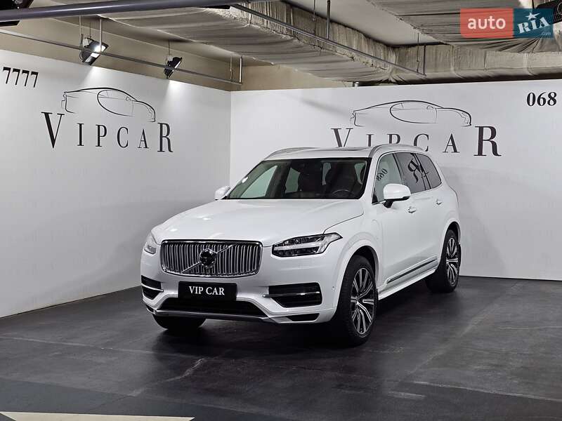 Внедорожник / Кроссовер Volvo XC90 2018 в Киеве