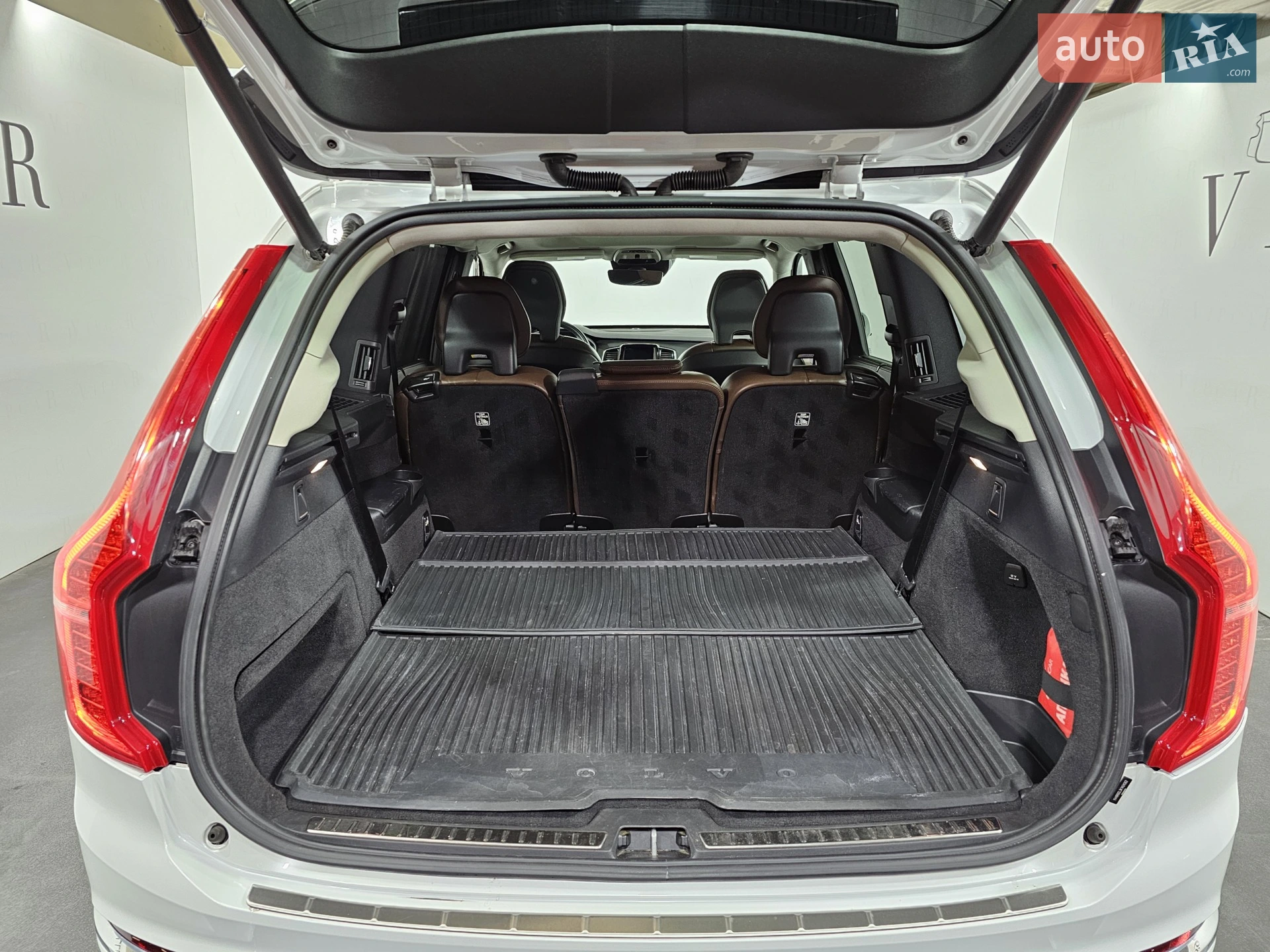 2018 Volvo XC90 - мініатюра 11