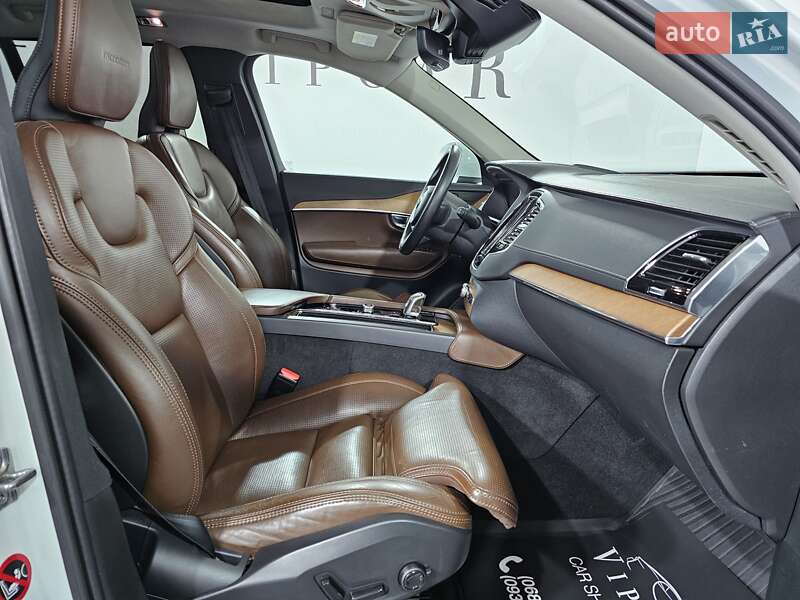 Внедорожник / Кроссовер Volvo XC90 2018 в Киеве