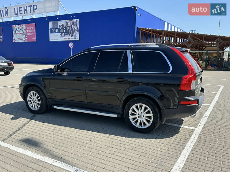 Внедорожник / Кроссовер Volvo XC90 2006 в Нововолынске