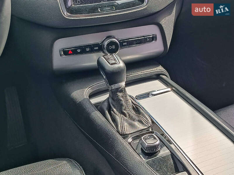 Позашляховик / Кросовер Volvo XC90 2015 в Харкові